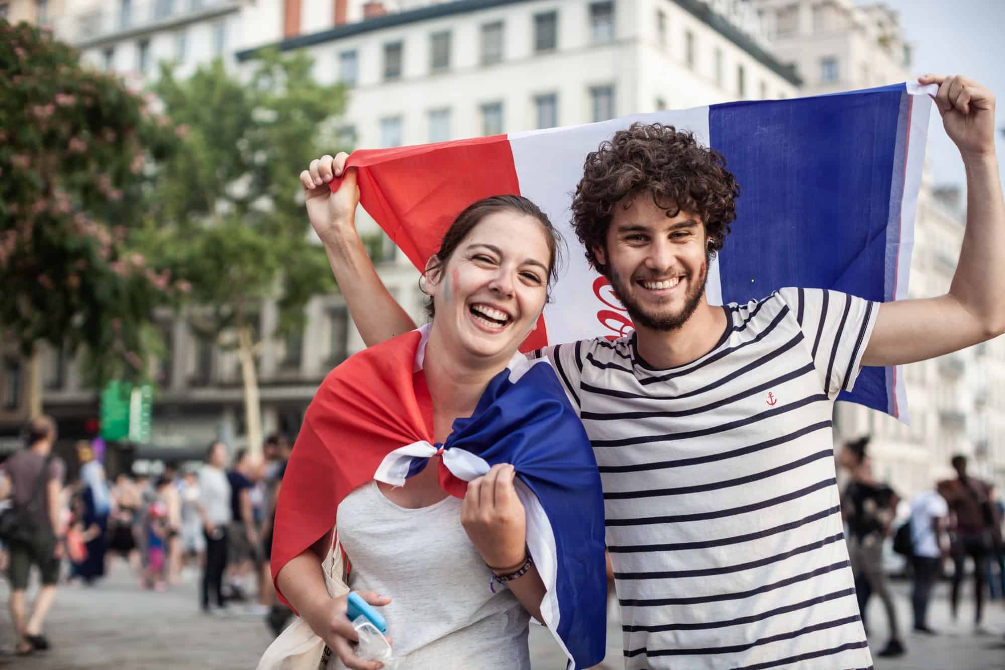 La différence entre le français formel et informel : quand et comment utiliser chaque registre ?