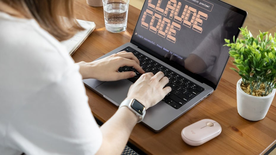 Fuites chez Claude : Tamagotchis et espions d’humeur 