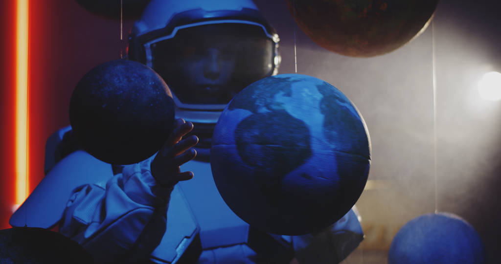 Un dilemme cosmologique majeur : l’énigme de l’expansion de l’univers met la physique au défi 