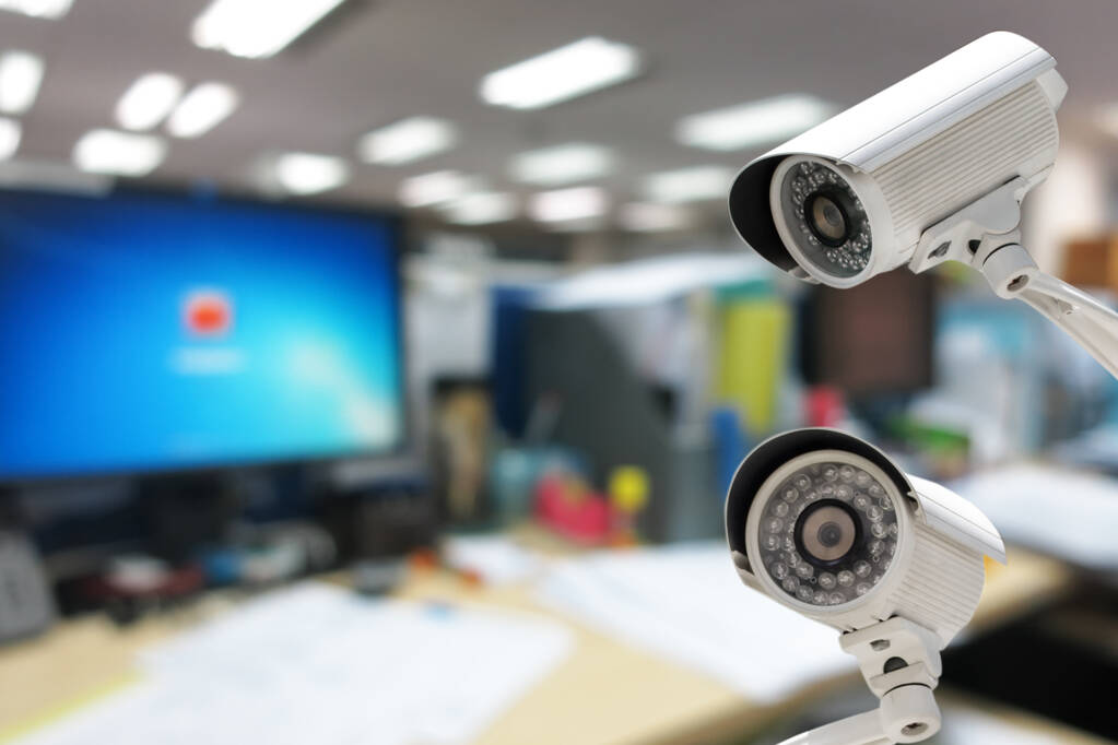 Les sites web espionnent votre disque SSD