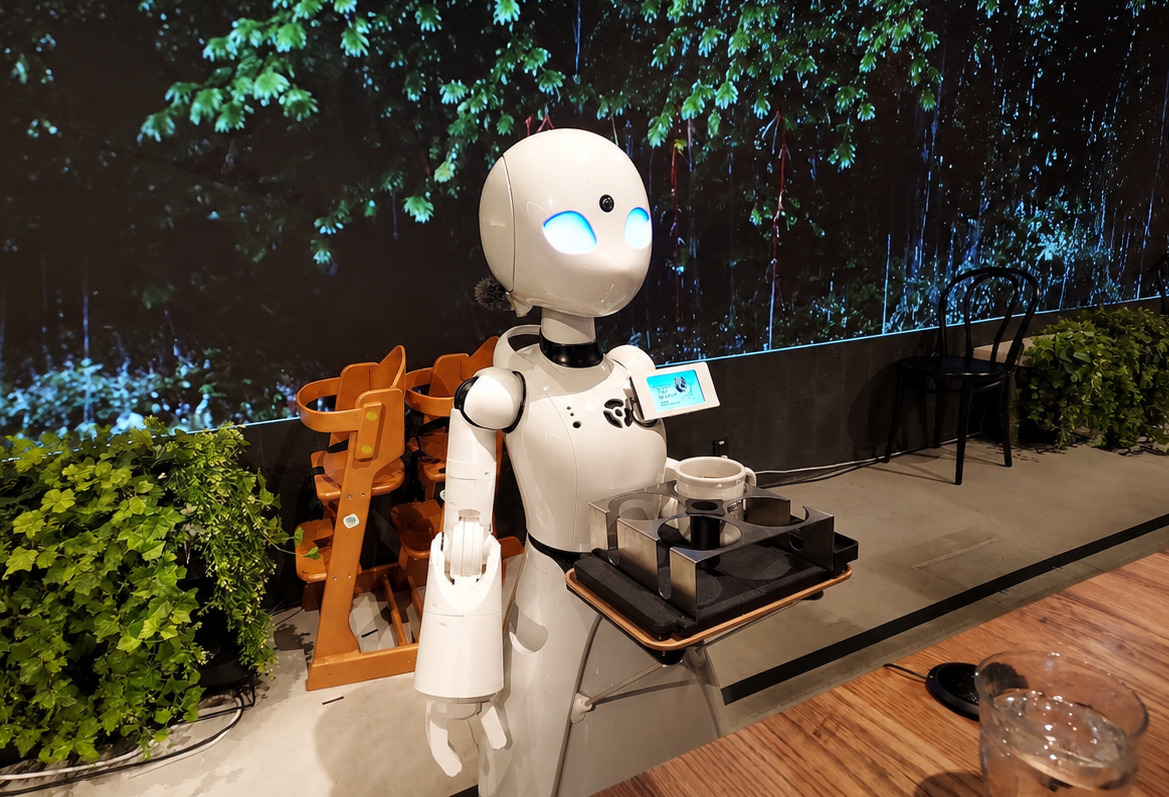 Votre prochain patron pourrait être une IA : comment Gemini de Google a échoué à diriger un café en Suède